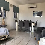 Limnaria - Elegant, Spacious 3bed Apt, Pool Views, Walk To Apartment
