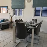 Apartment Limnaria - Elegant, Spacious 3bed Apt, Pool Views, Walk To *