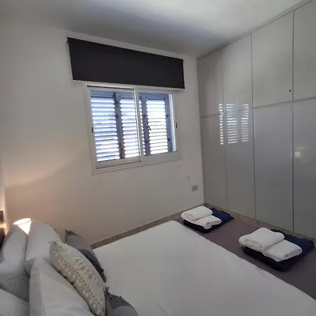 Limnaria - 3br Apt, Pool, Walk To Beach, Sleeps 6