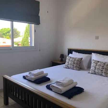 Limnaria - Elegant, Spacious 3bed Apt, Pool Views, Walk To アパート *