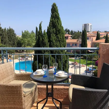 Limnaria - Elegant, Spacious 3bed Apt, Pool Views, Walk To Lägenhet Paphos